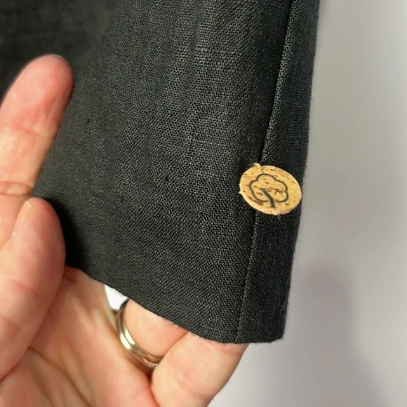 Yerse black linen shorts - Picture 2 of 12